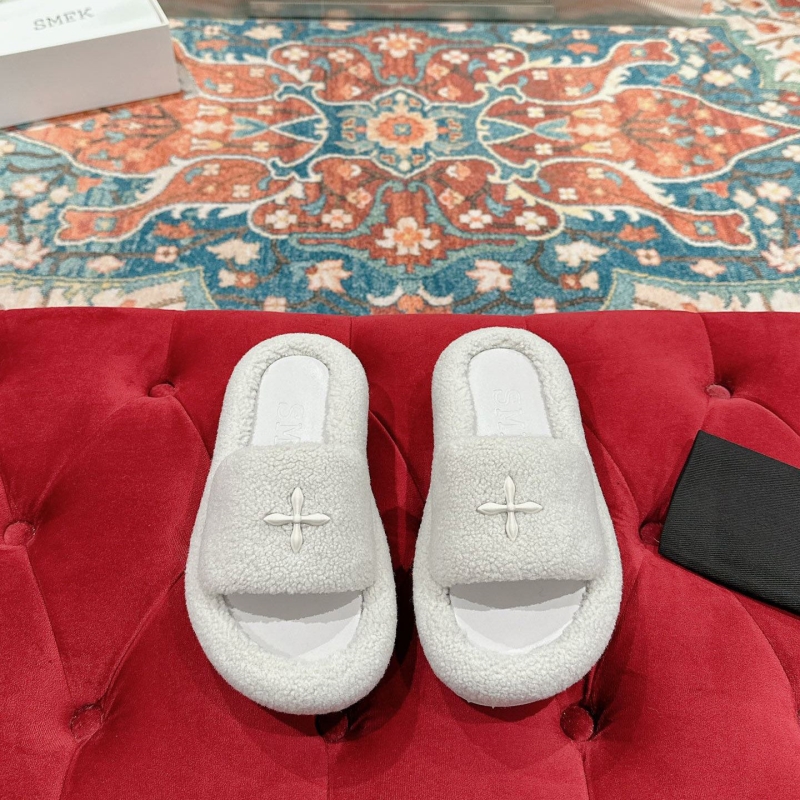 Other Slippers